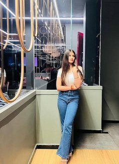 Soniya cash on delivery escort - puta in Gurgaon Photo 3 of 4