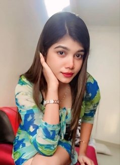 Soniya - escort in Hyderabad Photo 1 of 3