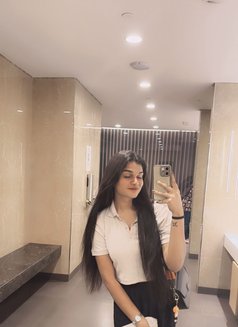 Soniya - escort in Hyderabad Photo 5 of 7