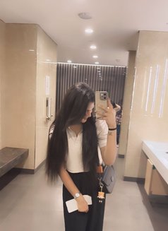 Soniya - escort in Hyderabad Photo 5 of 7