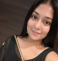 Soniya cam show and real meet - escort in Pune
