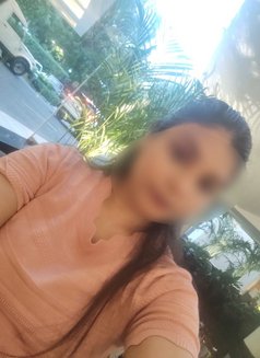 Soniya - escort in New Delhi Photo 6 of 8