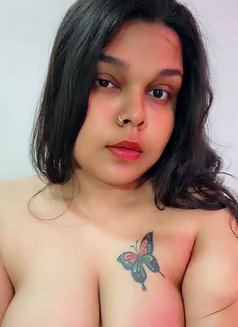 Soniya - Transsexual escort in Rajkot Photo 15 of 16