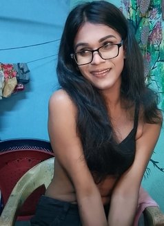 Soniya - Transsexual escort in Kolkata Photo 2 of 5