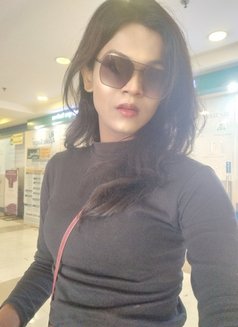 Soniya - Transsexual escort in Kolkata Photo 9 of 11
