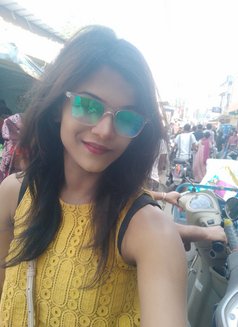 Soniya - Transsexual escort in Kolkata Photo 5 of 11