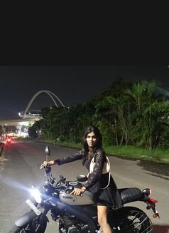 Soniya - Acompañantes transexual in Kolkata Photo 1 of 13