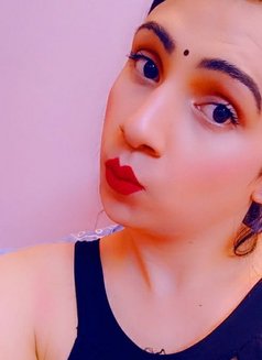 Soniya - Transsexual escort in New Delhi Photo 1 of 5