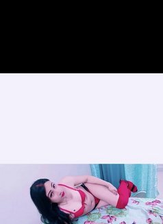 Soniya - Transsexual escort in New Delhi Photo 2 of 5