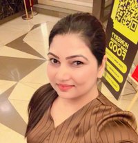 Soniya Indipendent Girl - puta in Hyderabad Photo 1 of 3