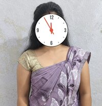 Soniya Payment After Service Goa Escorts - escort in Candolim, Goa