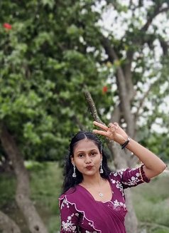 Soniya Real Meet - puta in Chennai Photo 1 of 4