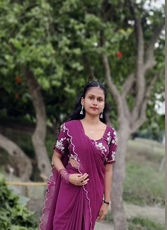 Soniya Real Meet - puta in Chennai Photo 2 of 4