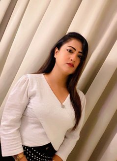 Soniya Roy - escort in Hyderabad Photo 1 of 7