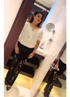 Soniya Roy - escort in Hyderabad Photo 2 of 7