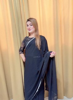 Hoor khan - escort in Dubai Photo 2 of 6