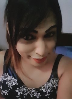 Soniya Shemale - Transsexual escort in Colombo Photo 13 of 19