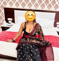 Soniya Sumit Married Couple - escort in Prayagraj 