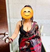 Soniya Sumit Married Couple - escort in Prayagraj 