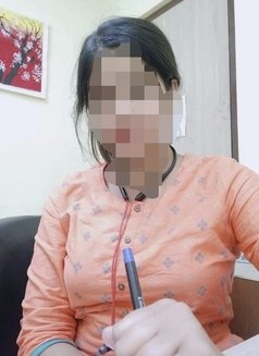 Web Cam & Real Meet soni - escort in Thane Photo 4 of 4
