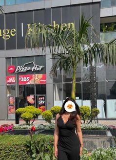 Soniya Web cam & real meet - escort in Kolkata Photo 4 of 6