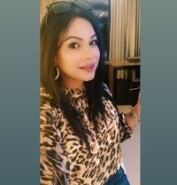 Soniyaaa - Transsexual escort in Bangalore