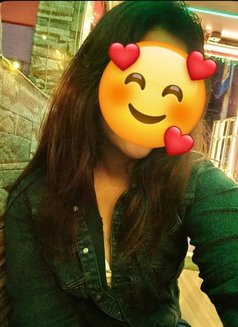 Anusika real meet & cam show - escort in Bangalore Photo 2 of 4