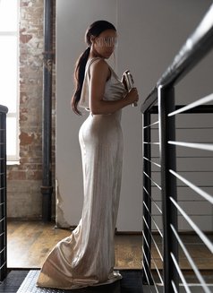 Sonomi Savoy - escort in London Photo 2 of 7