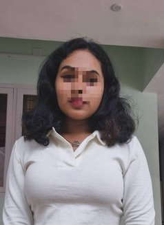 Sonu - escort in Gurgaon Photo 1 of 3