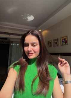 Sonu - escort in Kochi Photo 2 of 4