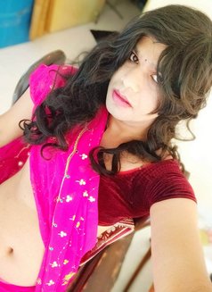 Sonu - Transsexual companion in Pune Photo 1 of 12