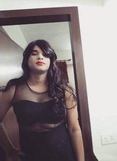 Sonu - Transsexual companion in Pune Photo 3 of 12