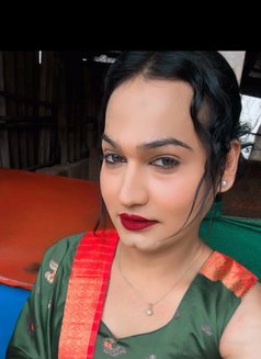 Sonu - Transsexual escort in Pune Photo 9 of 9