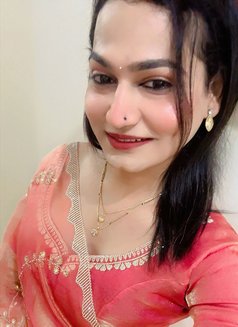 Sonu - Transsexual escort in Pune Photo 12 of 12