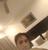 Sonu - Male escort in Gurgaon