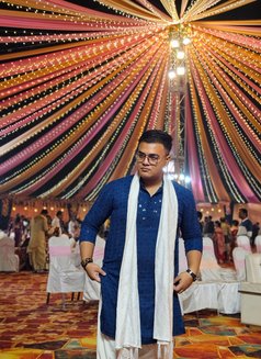 Sonu - Male escort in Kolkata Photo 1 of 6