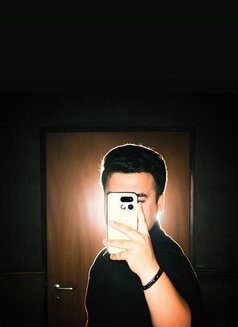 Sonu - Male escort in Kolkata Photo 2 of 6