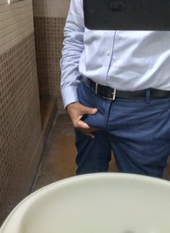Sonu - Male escort in New Delhi Photo 14 of 17