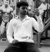 Sonu - Male escort in New Delhi