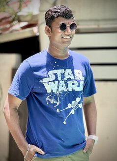Sonu on the Rocks (Andheri) - Acompañantes masculino in Mumbai Photo 3 of 6