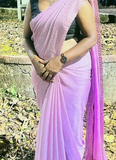 Sony Independent Mallu House Wife - escort in Kochi Photo 3 of 4