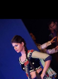 Sony - escort in Dubai Photo 11 of 12