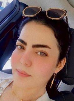 Sony - puta in Muscat Photo 13 of 14