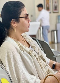 Sony - puta in Muscat Photo 14 of 14