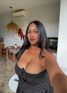 Sonya Curvy - escort in Bali Photo 4 of 7