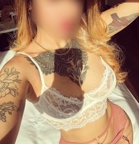 Sonya - companion in Dubai