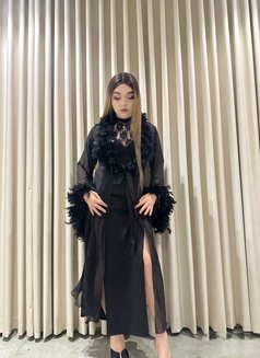 Sonya - Transsexual escort in Riyadh Photo 2 of 12