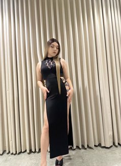 Sonya - Transsexual escort in Riyadh Photo 4 of 12