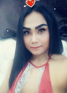 Sonya Ladyboy - masseuse in Muscat Photo 3 of 4