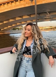 Sonya Massage - escort in Abu Dhabi Photo 3 of 11